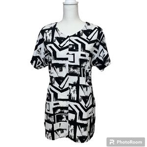 Vivian Wong Short Sleeve Tunic Length Blouse - Black and White Abstract Print